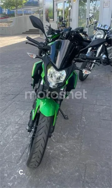 Kawasaki Z125 - Vista 3
