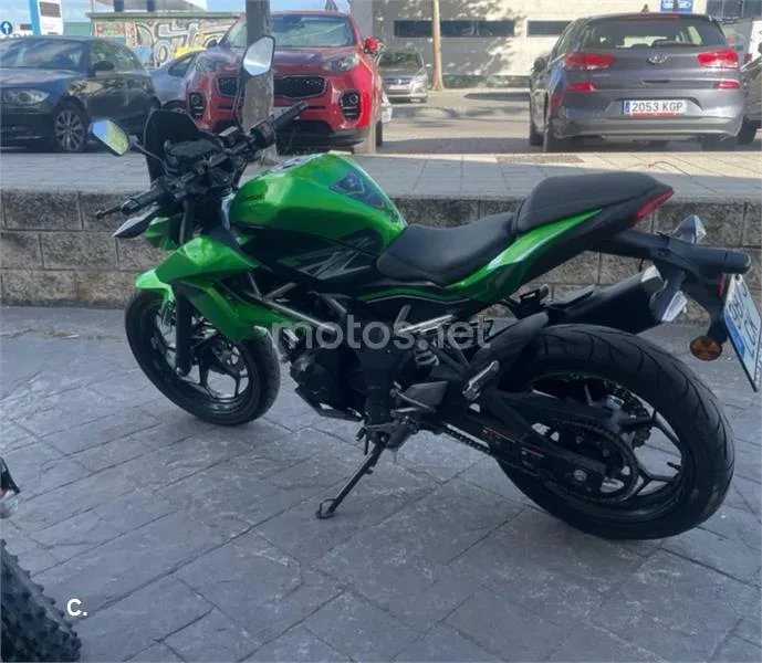 Kawasaki Z125 - Vista 4
