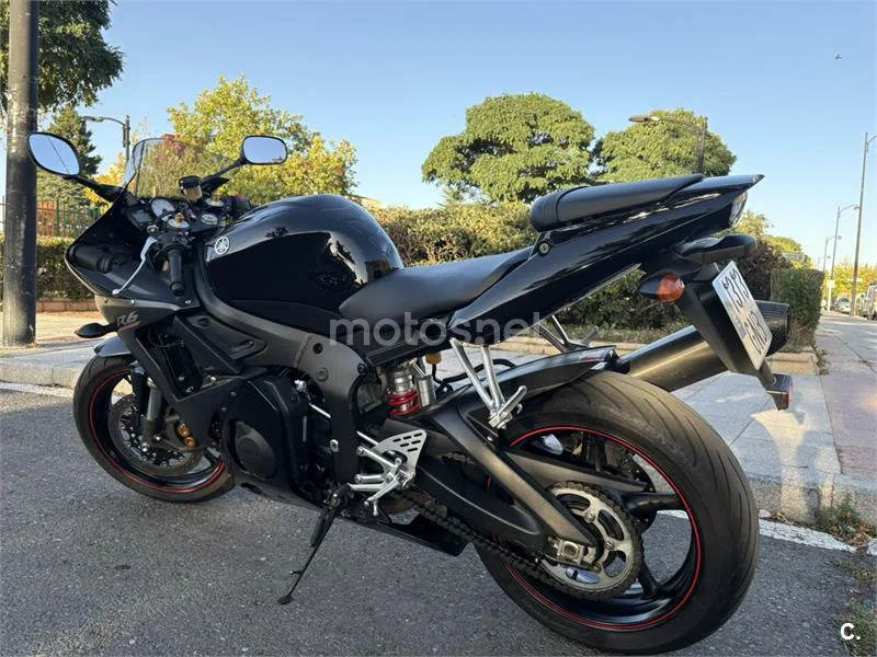 Yamaha YZF-R6 - Vista 13