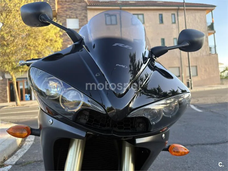 Yamaha YZF-R6 - Vista 8
