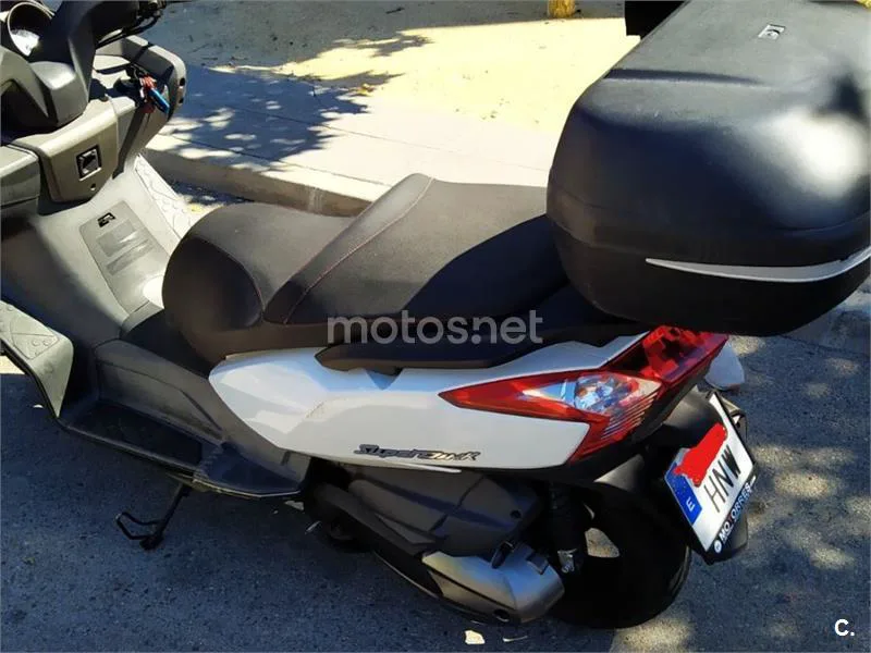 Kymco Super Dink 300 - Vista 7