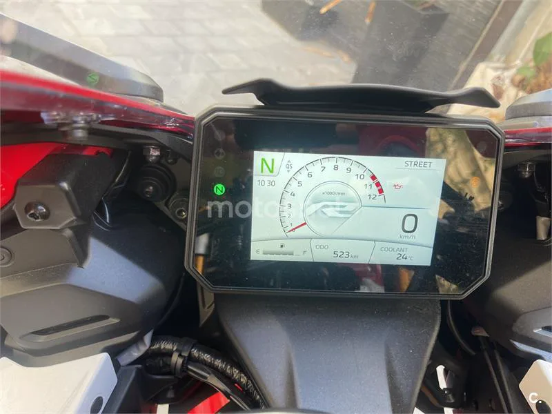 Yamaha YZF-R7 - Vista 5