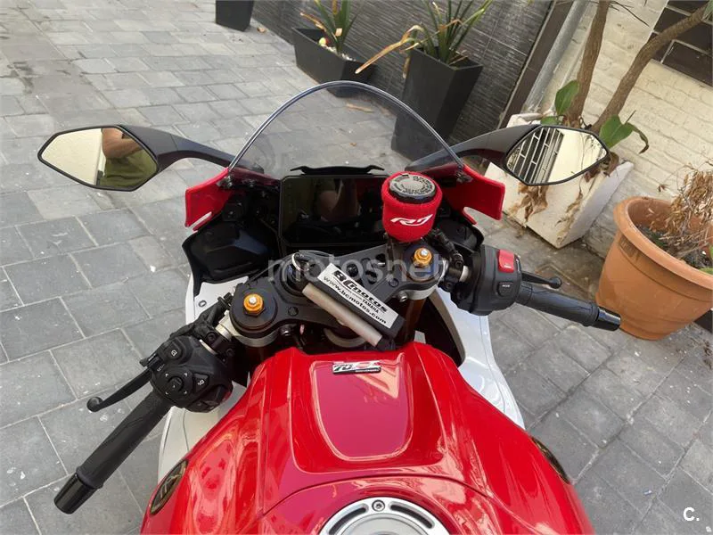 Yamaha YZF-R7 - Vista 7