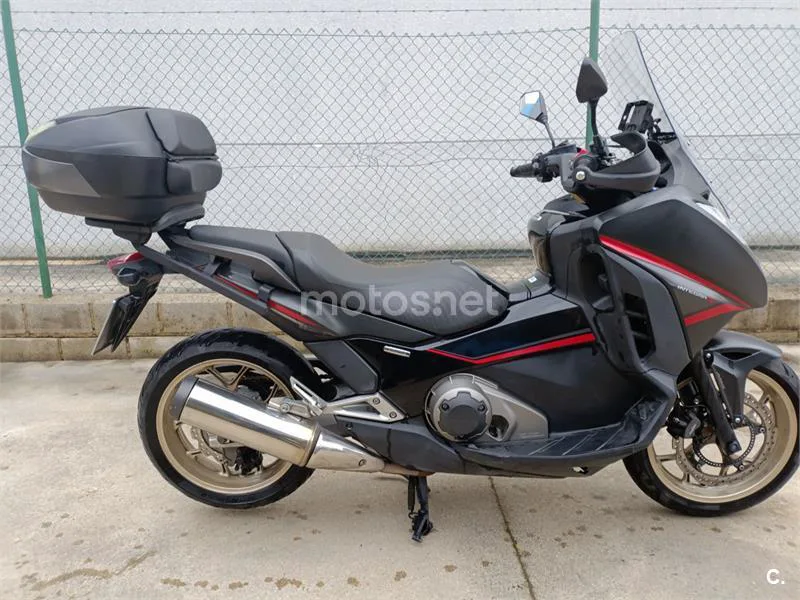 Honda Integra 750 S - Vista 3