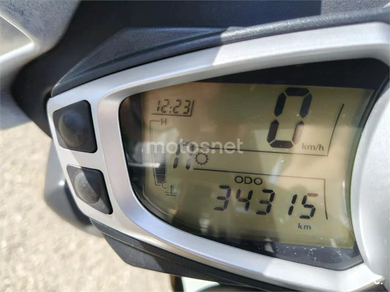 Triumph Street Triple - Vista 12