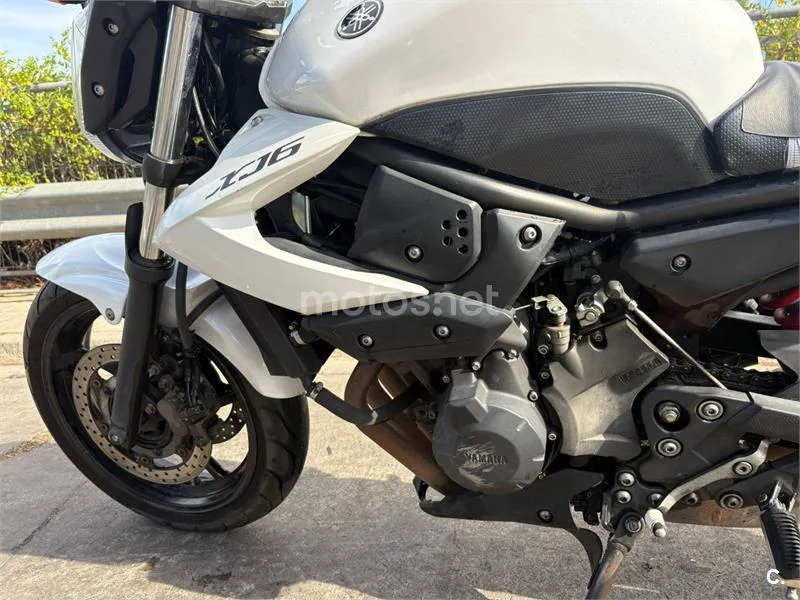 Yamaha XJ6 Diversion N - Vista 3