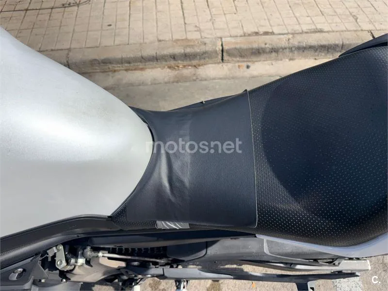 Yamaha XJ6 Diversion N - Vista 24