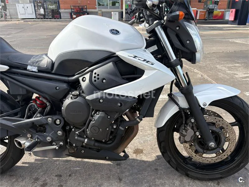 Yamaha XJ6 Diversion N - Vista 6