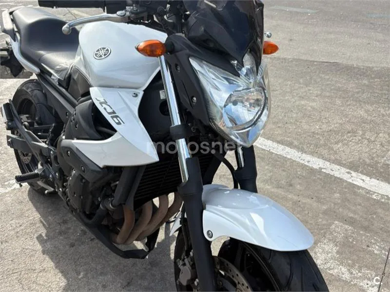 Yamaha XJ6 Diversion N - Vista 8