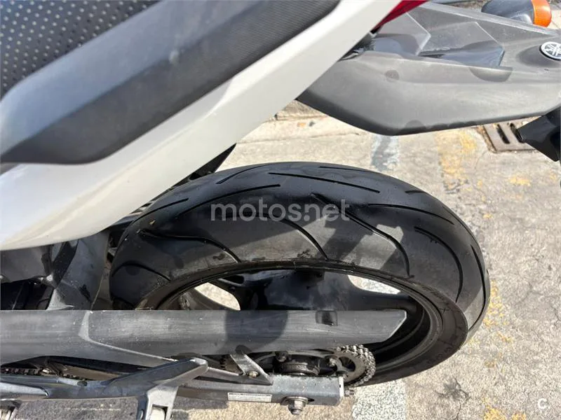 Yamaha XJ6 Diversion N - Vista 10