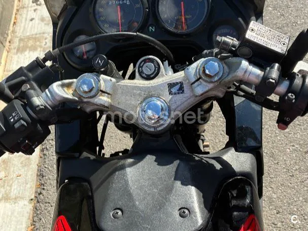 Honda CBR125R - Vista 7