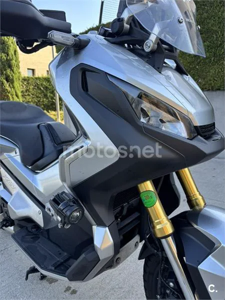 Honda X-ADV - Vista 5