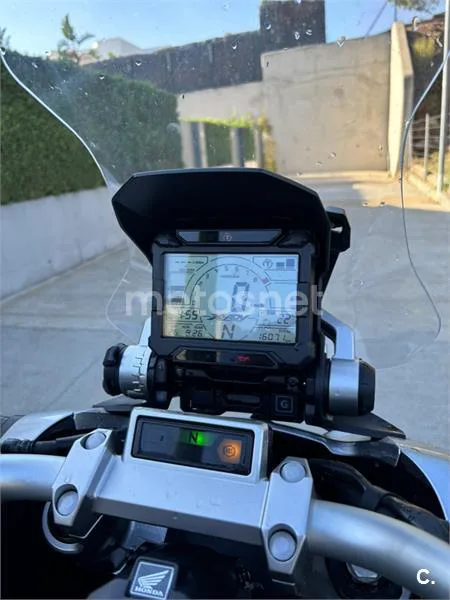 Honda X-ADV - Vista 9