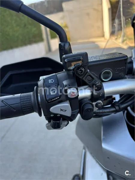 Honda X-ADV - Vista 10