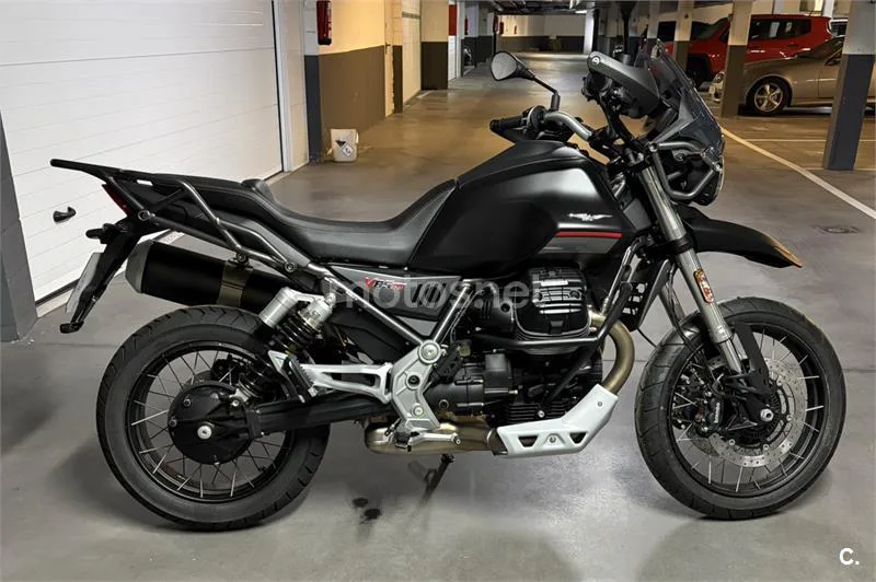 Moto Guzzi V85 TT - Vista 10