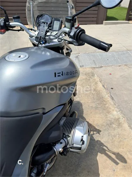 BMW R 1200 R - Vista 7