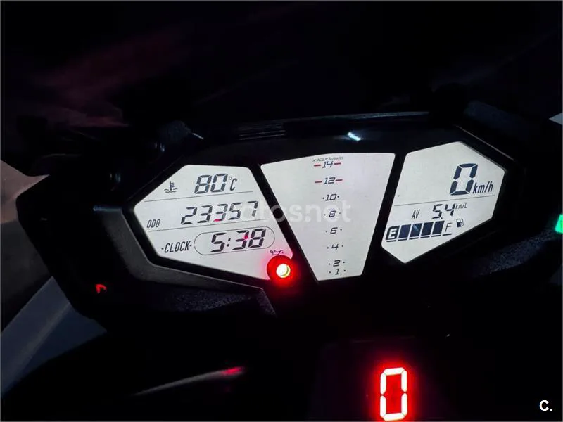 Kawasaki Z800 - Vista 9