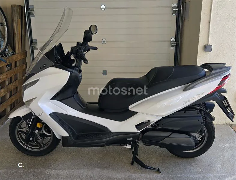 Kymco Grand Dink 300 1900 € 2017 Madrid - 2