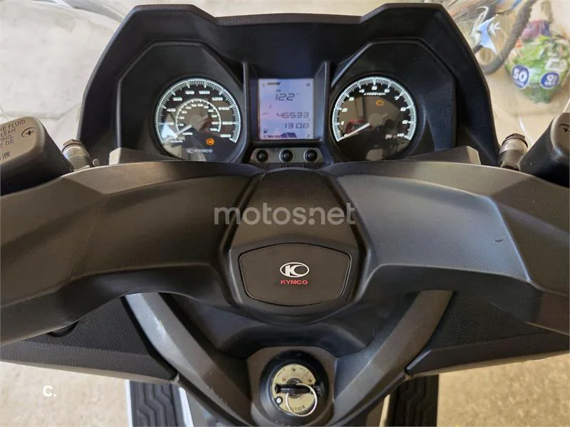 Kymco Grand Dink 300 - Vista 5