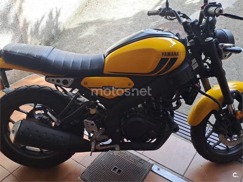 Yamaha XSR125 - Vista 5