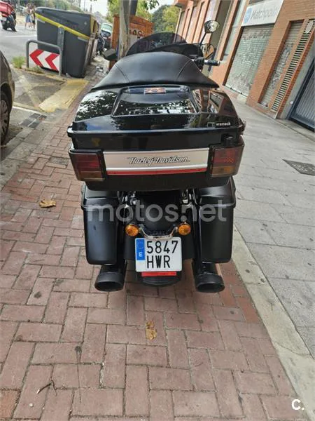 Harley-Davidson Street Glide - Vista 10