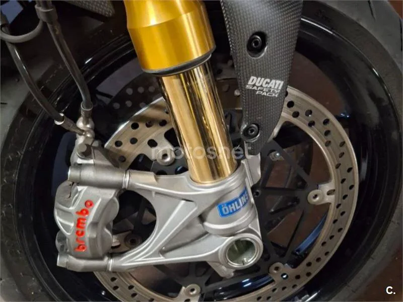 Ducati Monster 1200 S - Vista 17