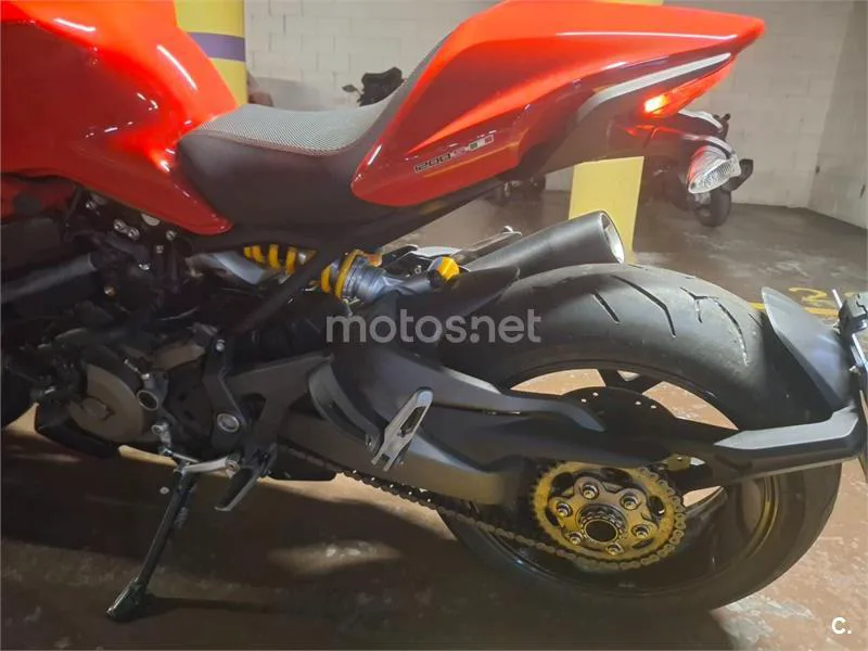 Ducati Monster 1200 S - Vista 8