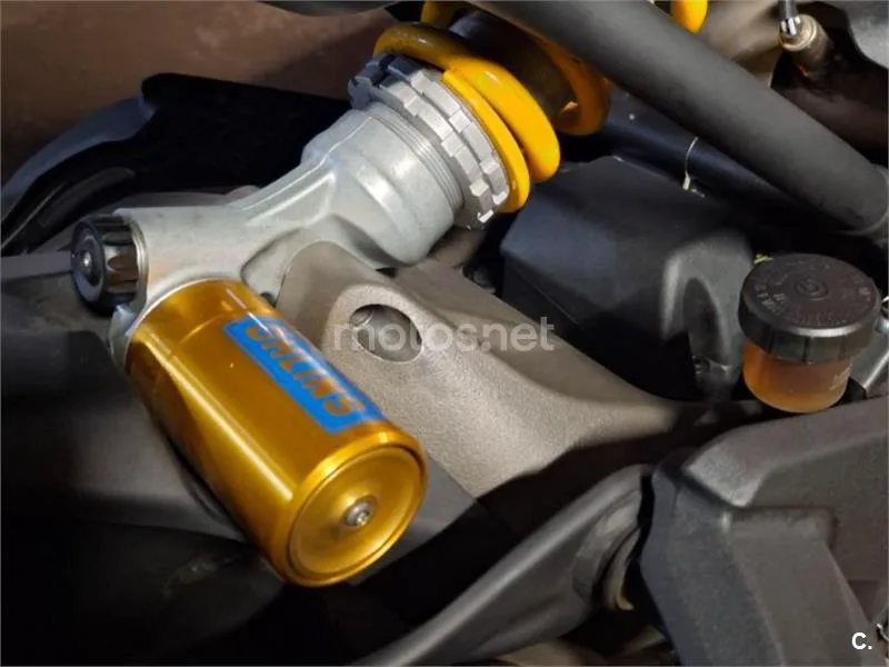 Ducati Monster 1200 S - Vista 9