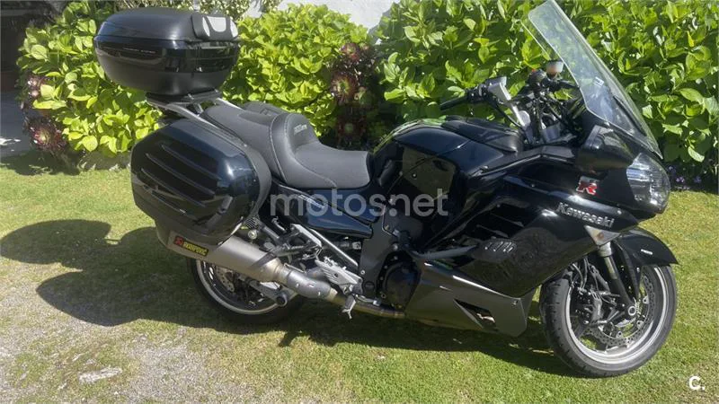 Kawasaki 1400GTR - Vista 3