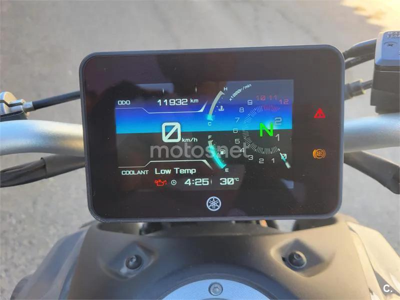 Yamaha MT-07 - Vista 10