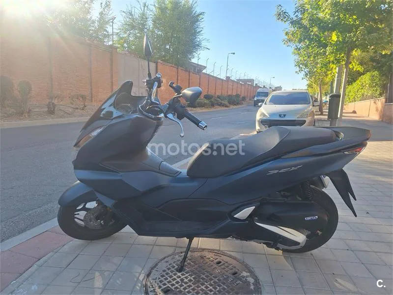 Honda PCX125 2650 € 2024 Madrid - 1