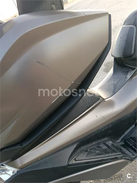 Kymco Xciting S 400 - Vista 6
