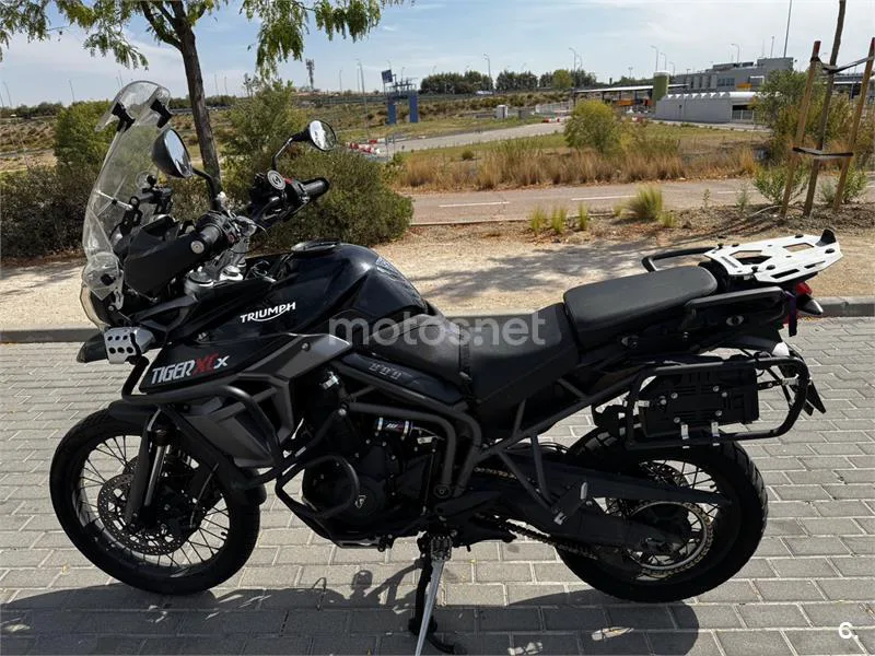 Triumph Tiger 800 XCX - Vista 3
