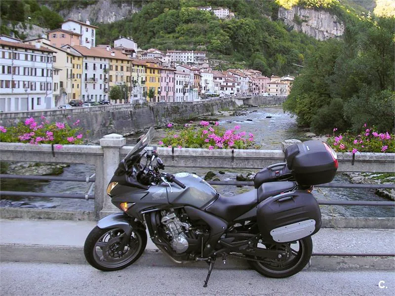Honda CBF600S - Vista 3