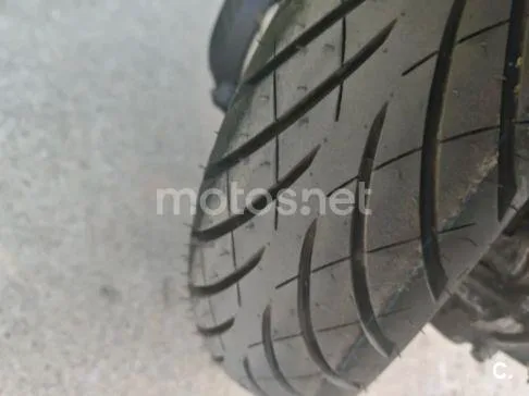 Kymco Xciting S 400 - Vista 4