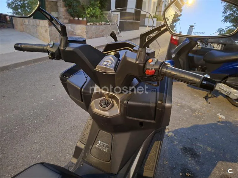 Kymco DTX 350 - Vista 3