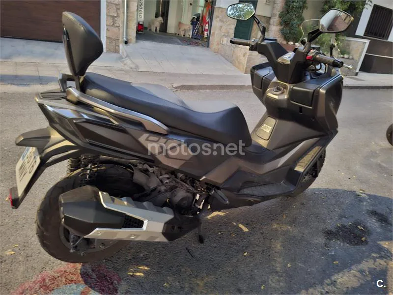 Kymco DTX 350 - Vista 5
