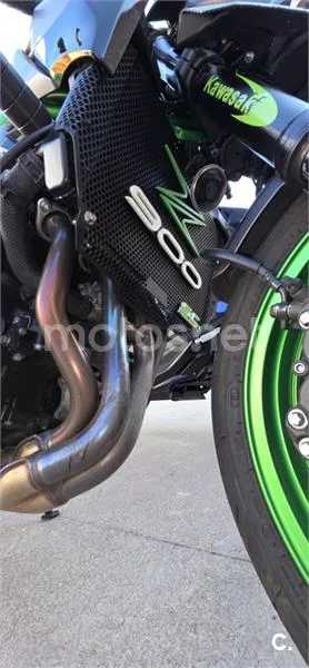 Kawasaki Z900 - Vista 5