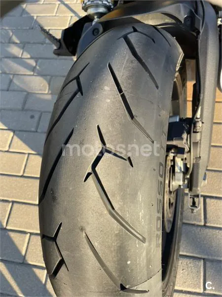 Ducati Monster 797 - Vista 3