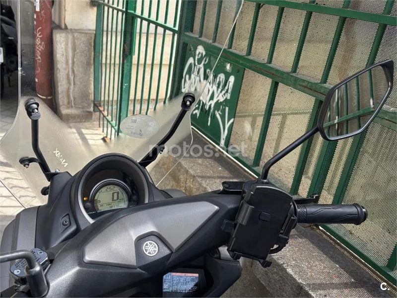 Yamaha NMAX 2000 € 2020 Madrid - 2
