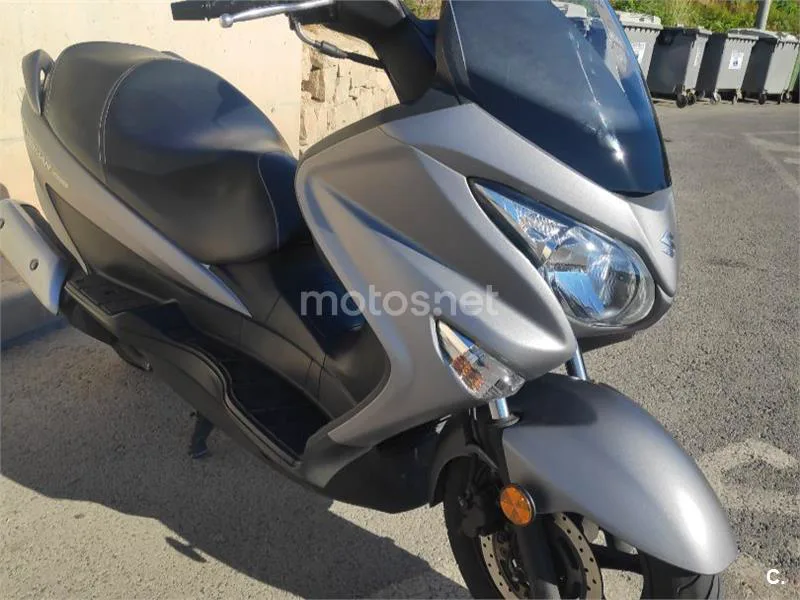 Suzuki Burgman 200 - Vista 4
