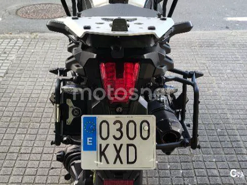 Triumph Tiger 1200 - Vista 7
