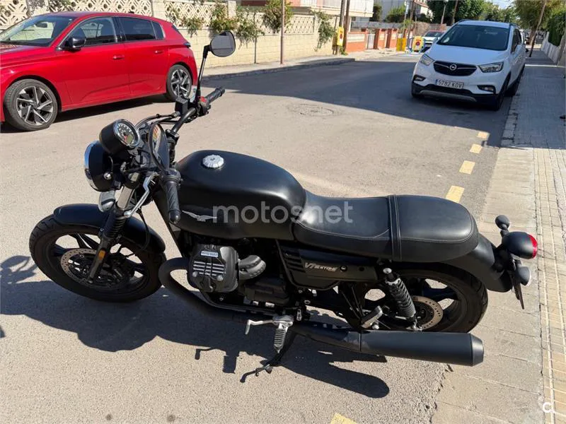 Moto Guzzi V7 III - Vista 11