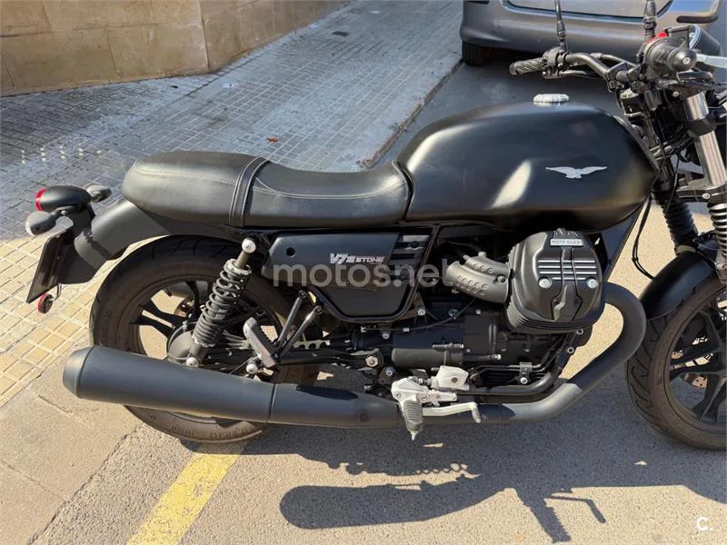 Moto Guzzi V7 III - Vista 8