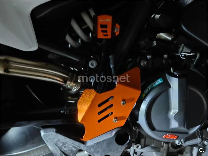 KTM 790 Adventure - Vista 4