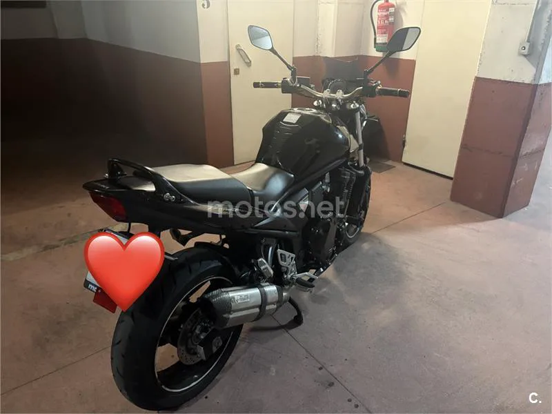 Suzuki Bandit 650 - Vista 3