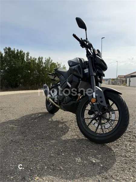 Yamaha MT-125 - Vista 4