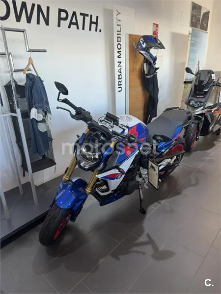 BMW F 900 R - Vista 4