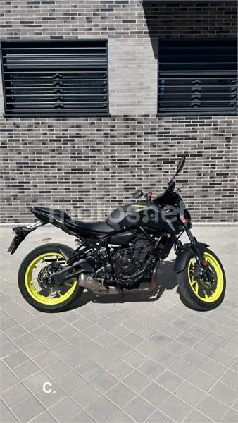 Yamaha MT-07 - Vista 4
