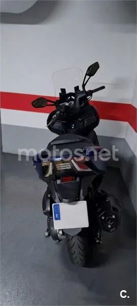 Kymco Xciting S 400 - Vista 4